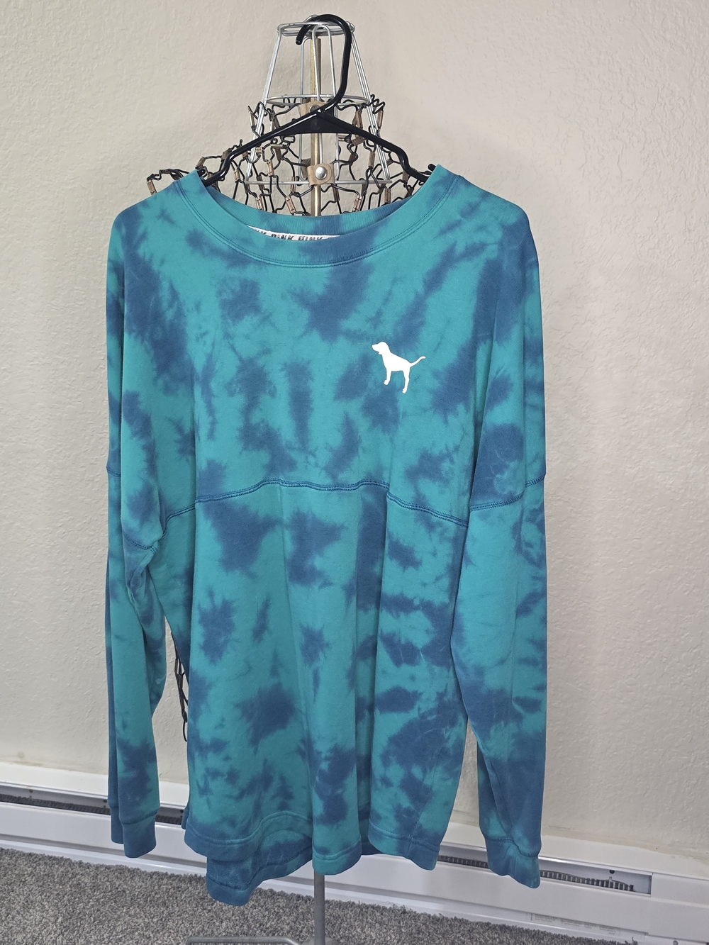 PINK Victoria's Secret Teal & Navy Tie-Dye Crewneck Sweatshirt